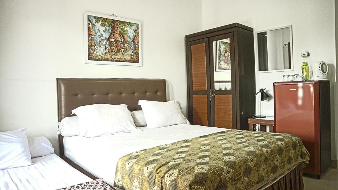 Andelis Homestay Yogyakarta Exterior foto